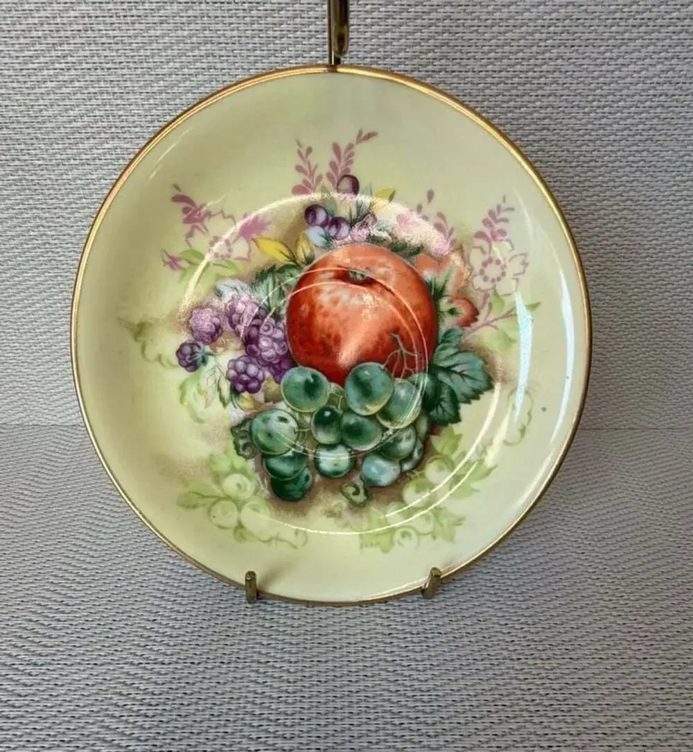 Maruichi Tea Cup And Saucer Set Hand Painted Gold Fruit Design Japan
